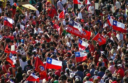 Plaza Italia, Santiago, Chile. 10/12/2006